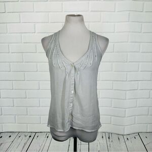 10/$25🦋 Mudd Light Gray Beaded Button Front Tank - Size Small